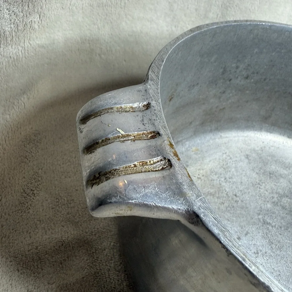 Vintage Cast Aluminum Heavy Oval Roaster Dutch Oven with Dome‎ Lid